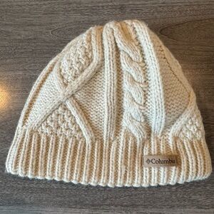 Columbia Cream Knit Fleece-Lined Beanie